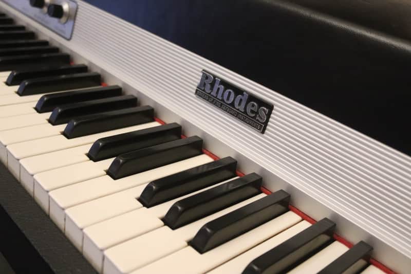 Fender Rhodes Mark I Stage 73-Key Electric Piano - 1977- Black Rounded Top image 1