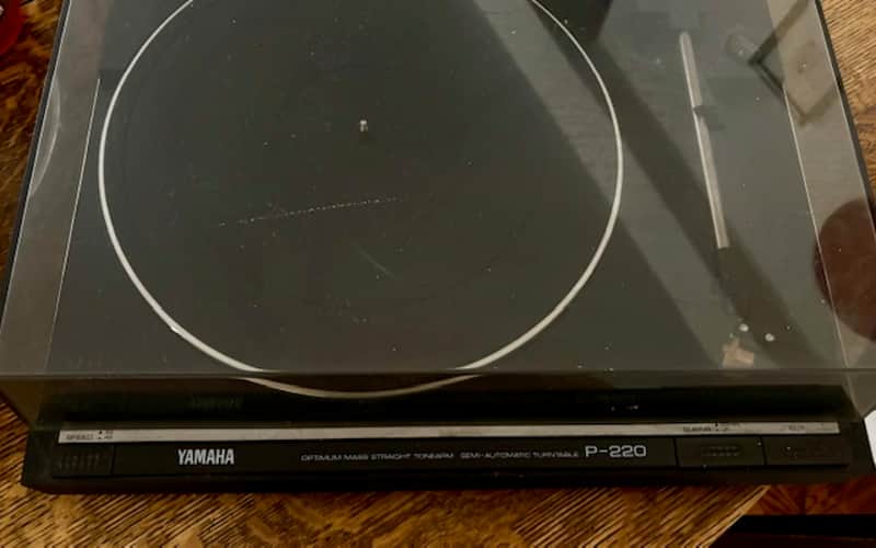 Yamaha P-220 mid 80s