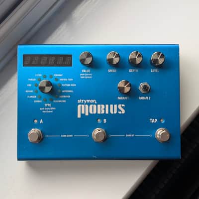 Strymon Mobius 2012 - Present - Blue image 1