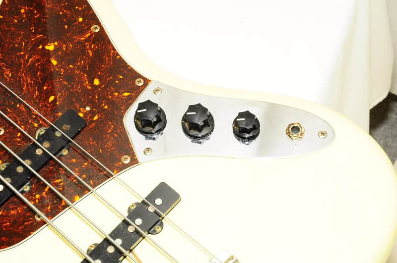 Fender Jazz Bass Trademark Offset Contour Body Electric Bass Ref