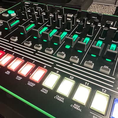 Roland AIRA TR-8 Rhythm Performer Drum Machine 2014 - Present - Black image 3
