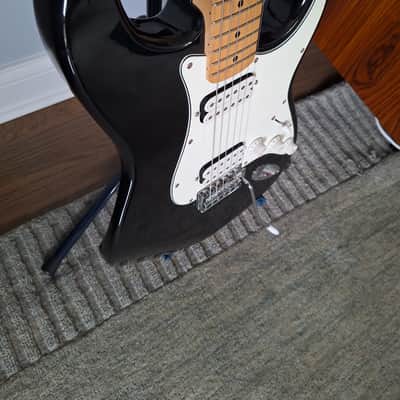 Fender Squier Standard Stratocaster "Double Fat" HH  - black gloss image 3