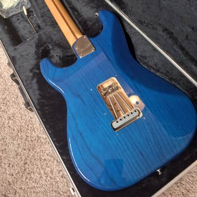Fender Deluxe Stratocaster MIM w/Push Push Button, CTS 500k treble bleed pot, HSC Bild 15