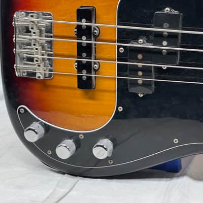 Fender American Performer Precision Bass 4-string P-Bass 2021 - 3-Color Sunburst / Rosewood fingerboard image 4