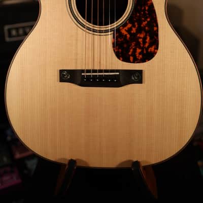 Larrivee OM-03R Rosewood Vine Special 8437 image 4