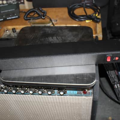 Wiremold J06BOB/6 Gang Power Distribution (Rack Mount) image 1
