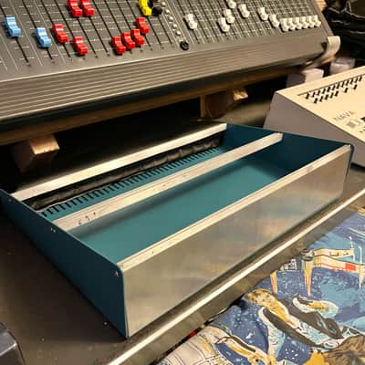 6U 84HP Desktop Eurorack Powered Case - Aluminum w/ padded wrist rest - TR-909 size #101 image 4