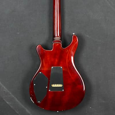 PRS 513 from 2007 in sunburst with original hardcase image 2