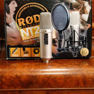 Rode NT2-A Multi-Pattern Large-Diaphragm Condensor Microphone Pre-Owned image 1