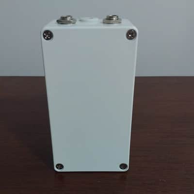 Magnetic Effects White Atom V3 fuzz pedal image 7
