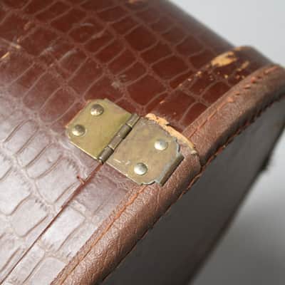 1950's/1960's Gibson LG-Style 'Alligator' Case Brown image 7