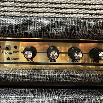 Supro 1699RH Statesman 2-Channel 50-Watt Tube Guitar Head Black Rhino image 3