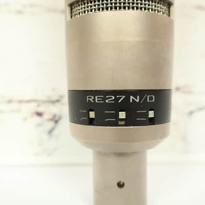 Electro-Voice RE27N/D Cardioid Dynamic Broadcast Microphone W/ Mic Stand/Clip image 6