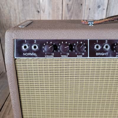 Fender Vibrolux Amp Wheat Grille 1962 - Brown Tolex image 8