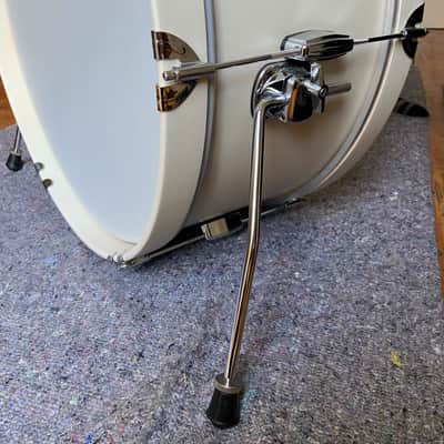 C&C Super Flyer Drum Set (13/16/22 in Antique White) image 5