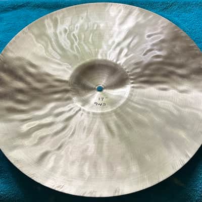 Name Brand 17 Inch "Signature" Paper Thin Crash Cymbal, 943 Grams, Video Demo. image 3