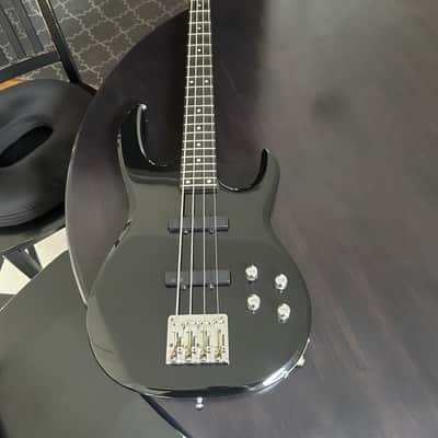 Carvin - 4 string, fretless bass guitar image 2