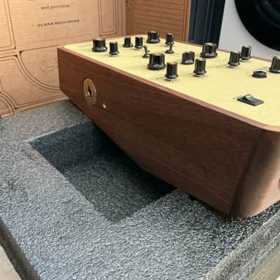 Moog Claravox Centennial Theremin with Stand 2020 - Present - Gold image 11