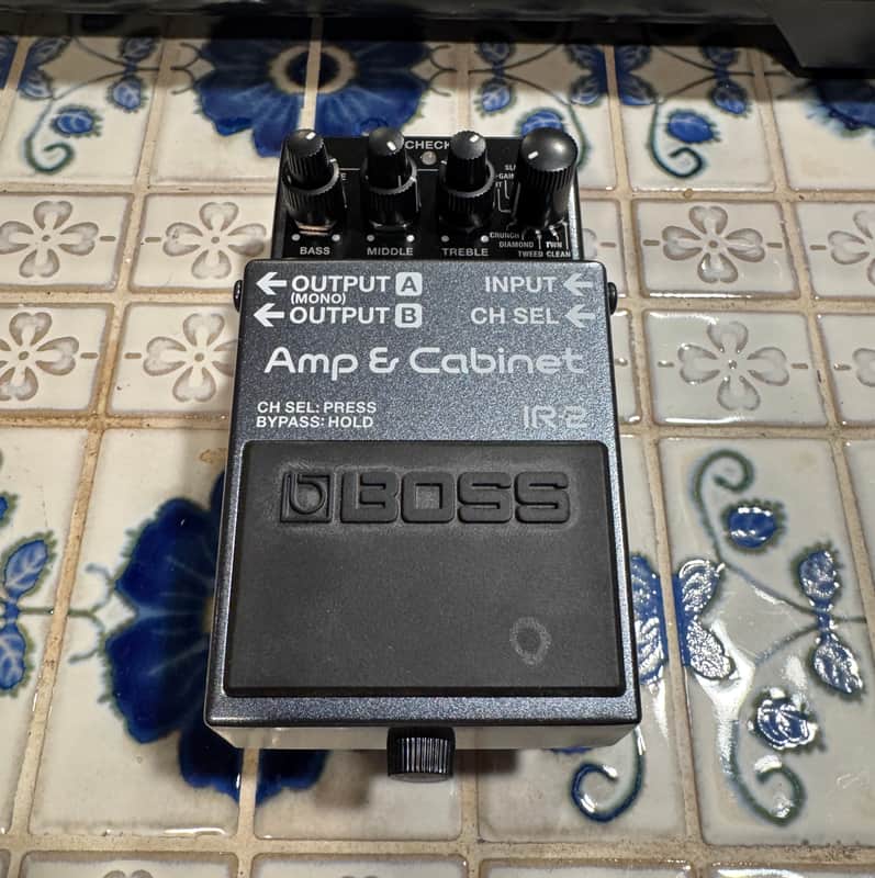 Boss IR-2 Amp & Cabinet