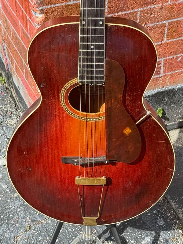 Gibson L-4 1928 a stunning Violin'burst L-4 w/its Arched Top & Oval Hole a 100% original example.