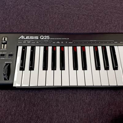 Alesis Q25 25 Key USB/MIDI Keyboard image 5