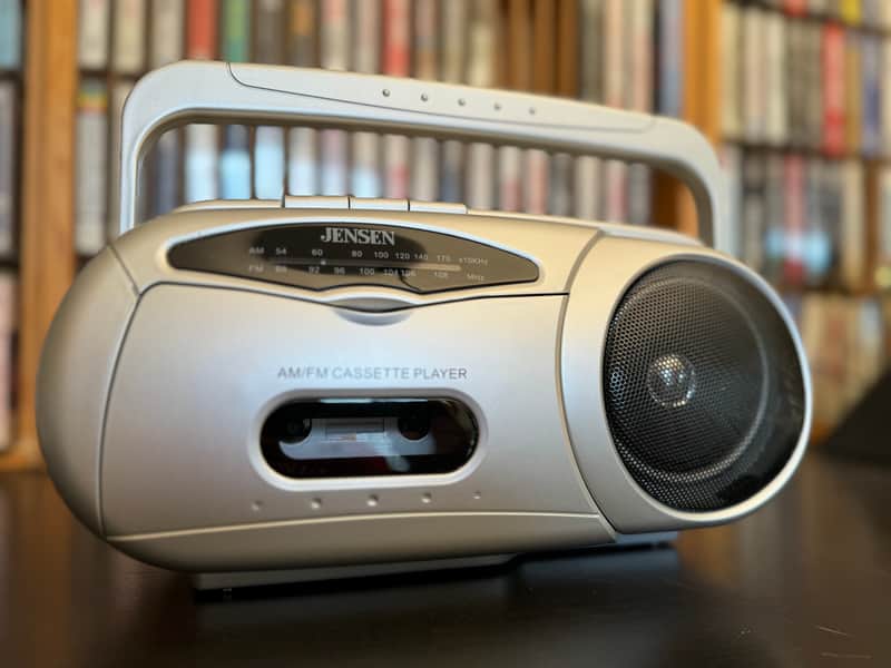 Jensen MCP-150 Portable Cassette Player image 1