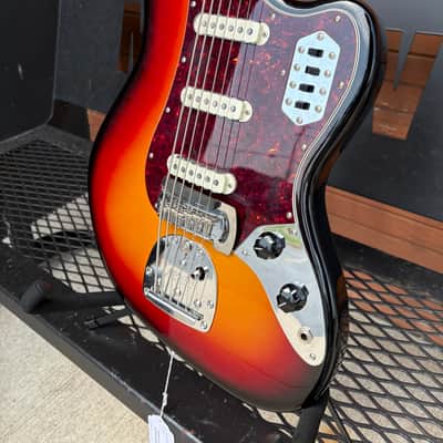 Fender Vintera III Early '60s Bass VI - 3-Color Sunburst, Rosewood image 3