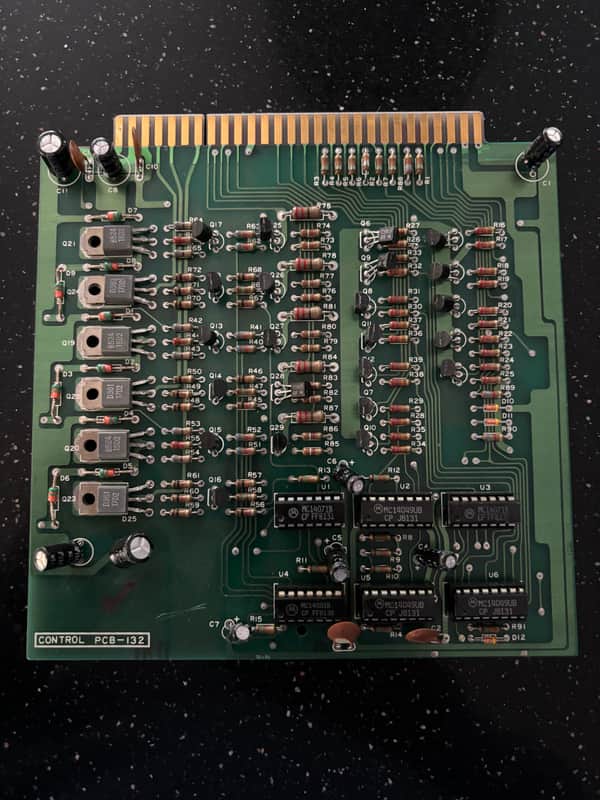 TASCAM 85-16 system control pcb board image 1