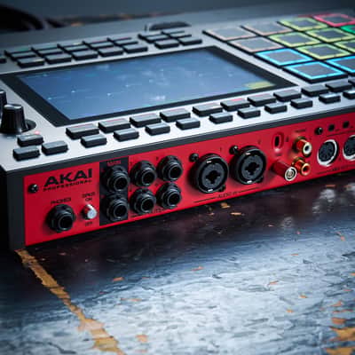 Immagine AKAI Professional MPC Live III Standalone Music Production Center - 3