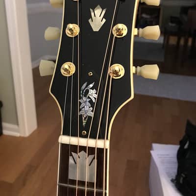 Kluson 3+3 Locking Revolution Series G-Mount Tuners - Pearloid Keystone Button, Gold image 3
