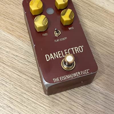 Danelectro The Eisenhower Fuzz 2019 - Red image 2