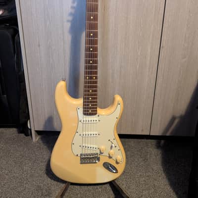 Fenix by Young Chang Stratocaster 1980s/1990s image 1