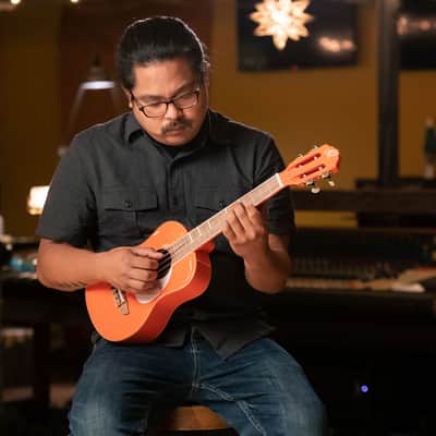 ORTEGA RUGA-ORG Gaucho Serie Tenor Ukulele 4 String - Orange + Bag image 3
