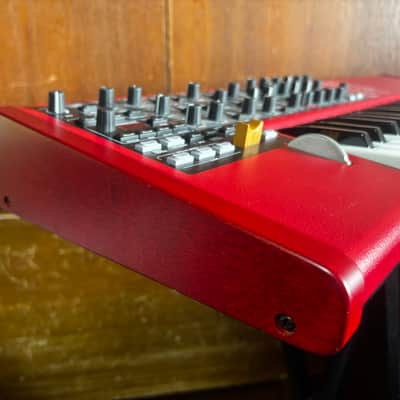 Nord Lead 4 Analog Modeling Synthesizer w/ bag image 5