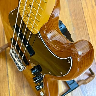 Fender American Professional II Jazz Bass with Maple Fretboard 2020 - Present - Roasted Pine image 12