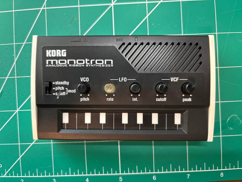 Korg Monotron 2010 - Present - Black image 1