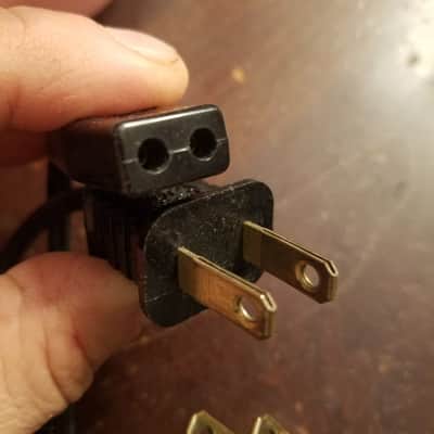 One (1) GE etc. Electric Disconnect Plug Power Cord Cable Non-polarized narrow Rectangle 1961 image 1