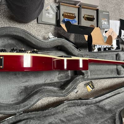 Epiphone Alex Lifeson Signature Les Paul Custom Axcess 2023 - Present Ruby image 16