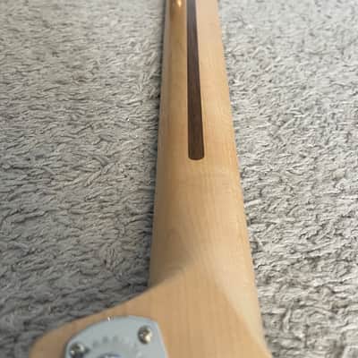 Fender Deluxe Dimension Bass 2013 MIM Black 4-String Guitar image 10