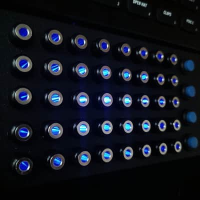 Alesis SR-16 Drum Machine + Illuminated ROM Patch Bay Mod Bild 2