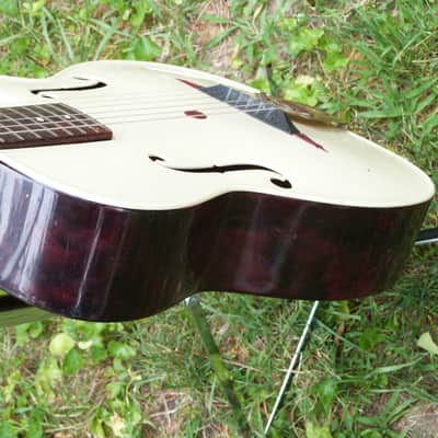 Maccaferri G-40 plastic guitars white image 5