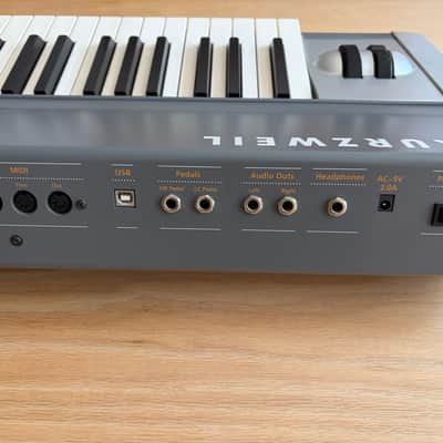 Kurzweil SP2X Fully Weighted 88-Key Digital Stage Piano 2000s - Black image 7