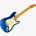Fender Stratocaster American Ultra 2023 Cobra Blue