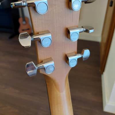 Taylor 618e with V-Class Bracing | Antique Blonde image 6