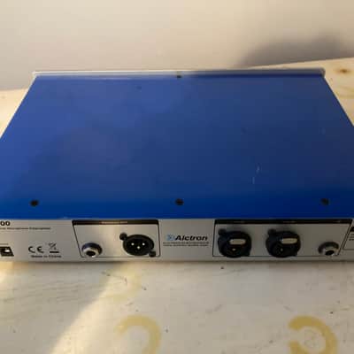 Alctron MP200 'neve' style preamp - silver image 3