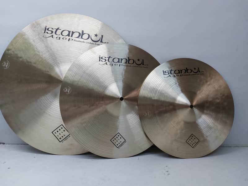 Istanbul Agop Traditional Set image 1