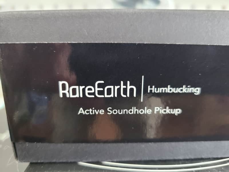 Fishman Rare Earth Soundhole Humbucking Pickup 2022 Black image 1