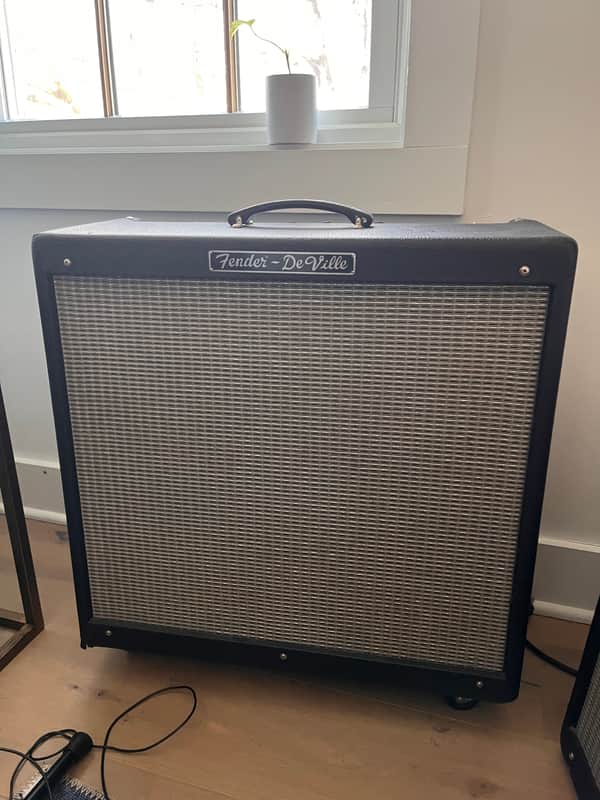 Fender Hot Rod DeVille 3-Channel 60-Watt 4x10" Guitar Combo Bild 1