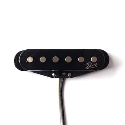 Fuzzy Duck™ Gold Series Single Coil Pickups for Stratocasters (Middle) - Black with Logo
