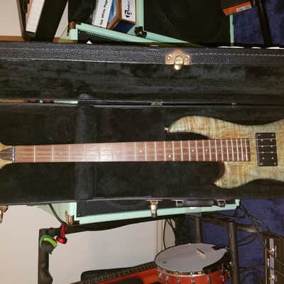 Handmade Lefty Short Scale / Piccolo Bass  2000s Sickly Green image 9